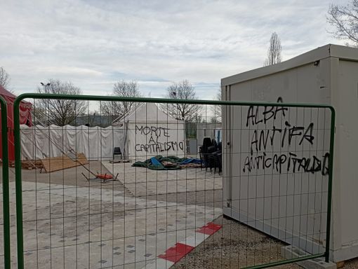 Alba, atti vandalici al parco Tanaro dove sta nascendo l'Arena Collisioni: "Non ci fermiamo"