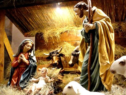 Preferisco il presepe all’albero, sento maggiormente “mio” Gesù Bambino rispetto a Babbo Natale