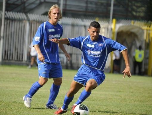 Il Pavia è in testa al girone A (Foto da www.paviacalcio.it)