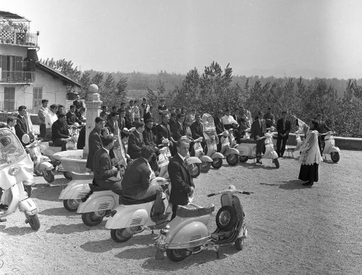 Al via la campagna di tesseramento al Vespa Club di Cuneo Al via la campagna di tesseramento al Vespa Club di Cuneo