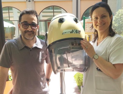 Donato un casco asciugacapelli alla Residenza SS Annunziata di Busca Donato un casco asciugacapelli alla Residenza SS Annunziata di Busca
