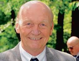 Alba ospita Pierantonio Costa, console italiano in Rwanda durante l'eccidio Alba ospita Pierantonio Costa, console italiano in Rwanda durante l'eccidio