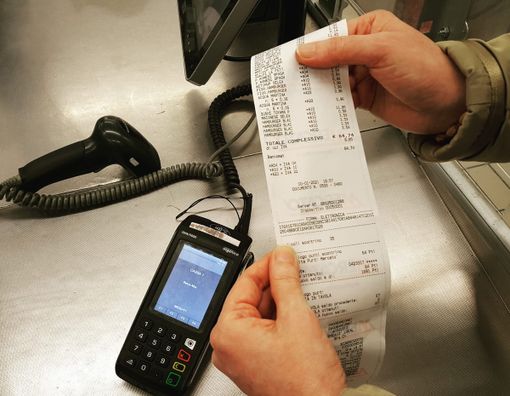 È ufficiale, dal 1° febbraio via alla lotteria degli scontrini, ecco come funziona