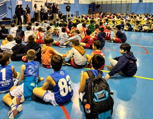 BASKET / Il torneo “Dellaferrera” strappa applausi, in campo 15 squadre provenienti da Piemonte, Liguria ed Emilia Romagna BASKET / Il torneo “Dellaferrera” strappa applausi, in campo 15 squadre provenienti da Piemonte, Liguria ed Emilia Romagna