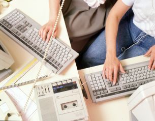 Arrivano nuove regole per fermare i contenuti illegali online Arrivano nuove regole per fermare i contenuti illegali online