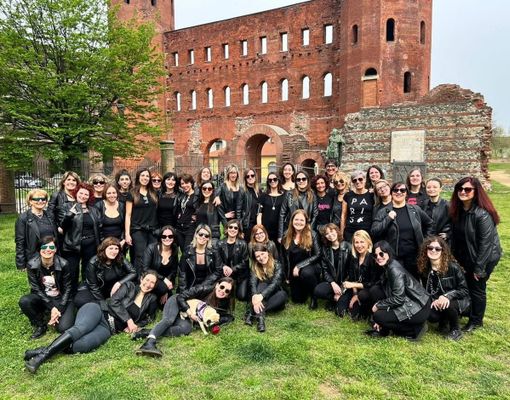 Il gruppo "The Queens Choir" che canterà sabato 5 luglio a Martiniana Po