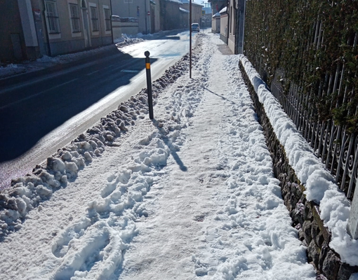 "Dopo la nevicata, ieri a Cavallermaggiore strade ancora in pessime condizioni"