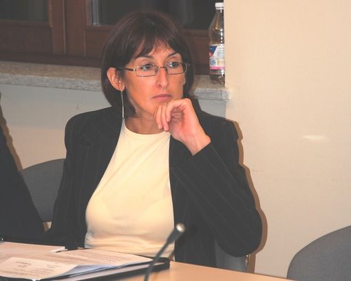 L’avvocato? Stante l’archiviazione delle accuse a carico dell’ex sindaco, le paga il Comune di Brondello L’avvocato? Stante l’archiviazione delle accuse a carico dell’ex sindaco, le paga il Comune di Brondello