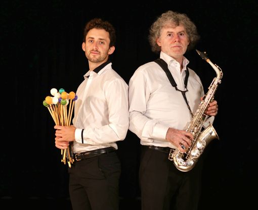 “Mixed Music” al Teatro sociale di Alba, con Davide e Enea Tonetti “Mixed Music” al Teatro sociale di Alba, con Davide e Enea Tonetti