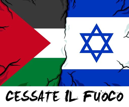 Sulla Torre Civica di Cuneo un appello al cessate il fuoco in Medio Oriente