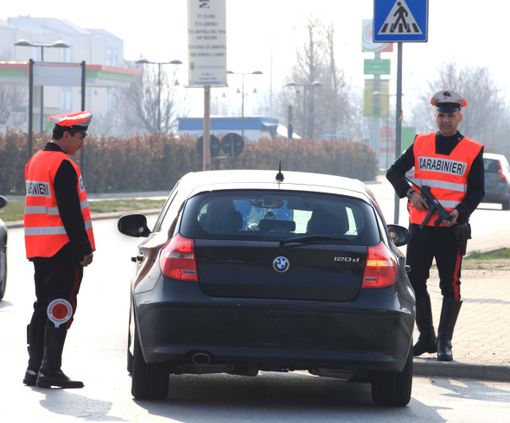 4 stranieri denunciati ad Alba perché trovati in possesso di smartphone e i-phone rubati