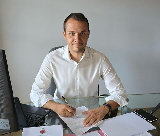 Il sindaco di Guarene Simone Manzone è il più votato consigliere provinciale con quasi 7.000 voti Il sindaco di Guarene Simone Manzone è il più votato consigliere provinciale con quasi 7.000 voti