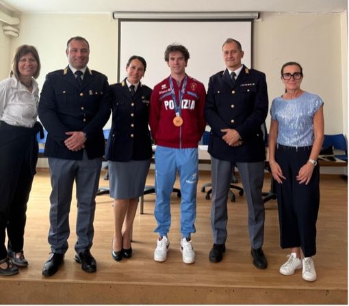 Gli studenti del De Amicis di Cuneo a lezione con la Polizia di Stato
