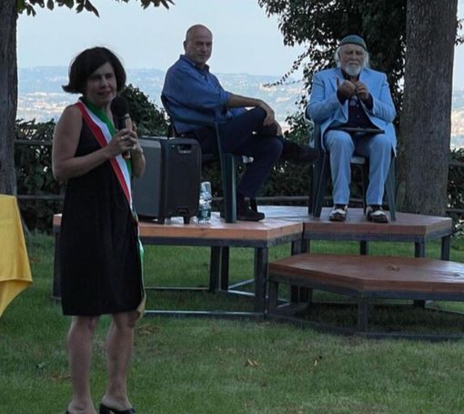 Il sindaco di Verduno Marta Giovannini, il giornalista Aldo Cazzullo e l'attore e scrittore Moni Ovadia, ultimo vincitore del Premio 'Fulvia"