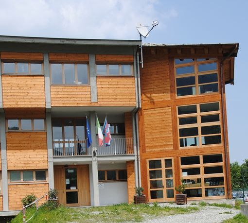 La sede della Comunità Montana del Monviso in via Santa Croce a Paesana