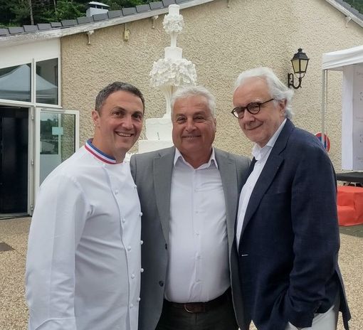 Il sindaco di Niella Mario Mina a Lione per i 40 anni dell'École Ducasse Il sindaco di Niella Mario Mina a Lione per i 40 anni dell'École Ducasse