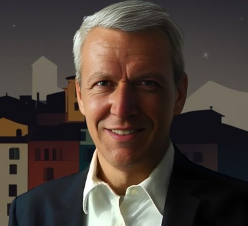 Il relatore artistico Domenico Olivero Il relatore artistico Domenico Olivero