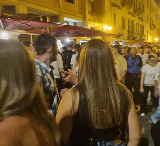 Bra si veste di note ed emozioni con Aperitivo in consolle 2026