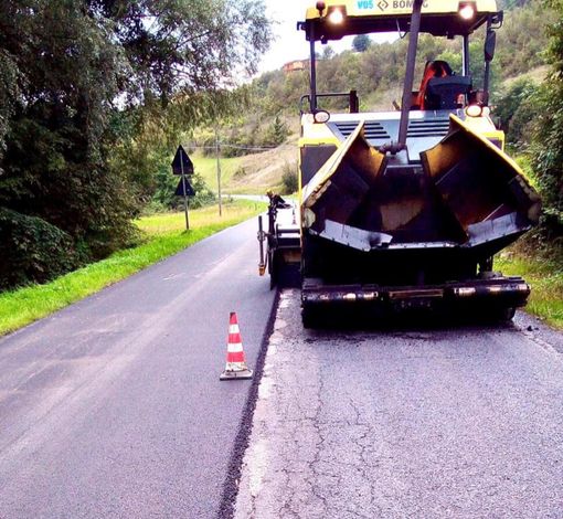 Al via i lavori di bitumatura lungo 30 chilometri nel Monregalese Al via i lavori di bitumatura lungo 30 chilometri nel Monregalese