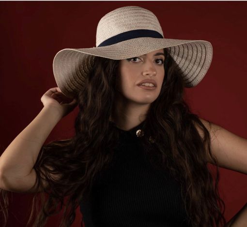 La giovane attrice Chiara Piscitelli La giovane attrice Chiara Piscitelli