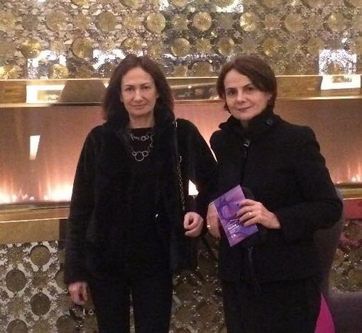 Paola e Gisella a Chicago, foto da Facebook Paola e Gisella a Chicago, foto da Facebook