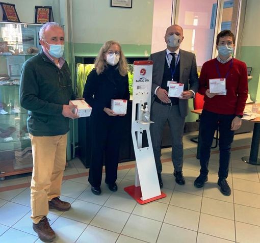 Cuneo: in dono al "Peano-Pellico" di Cuneo igienizzante mani e mascherine ffp2