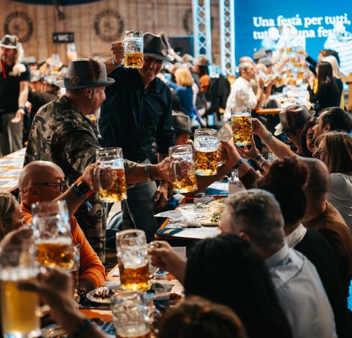 Sono più della metà le riconferme tra gli oltre 250 lavoratori dell’Oktoberfest Cuneo 2025 Sono più della metà le riconferme tra gli oltre 250 lavoratori dell’Oktoberfest Cuneo 2025