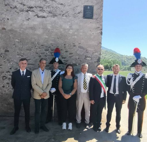 Paesana rende onore al capitano dei Carabinieri Chiaffredo Bergia, simbolo di coraggio e servizio allo Stato Paesana rende onore al capitano dei Carabinieri Chiaffredo Bergia, simbolo di coraggio e servizio allo Stato