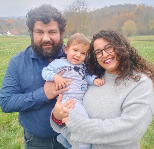 Andrea e Alessandra con il piccolo Roberto Andrea e Alessandra con il piccolo Roberto