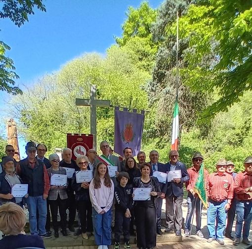 Un momento della celebrazione a Monteu Roero