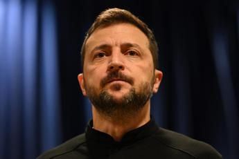 Ucraina, Zelensky: &quot;Putin non vuole la pace vuole solo negoziare nostra resa&quot;