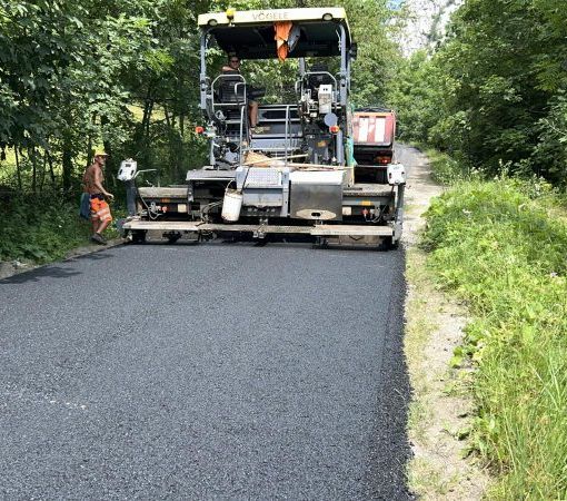 La strada provinciale 283, nel tratto Canosio-Preit