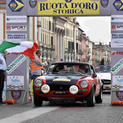 XXVIII “Ruota d’Oro Storica”: il fascino dei motori d’epoca torna a Cuneo XXVIII “Ruota d’Oro Storica”: il fascino dei motori d’epoca torna a Cuneo