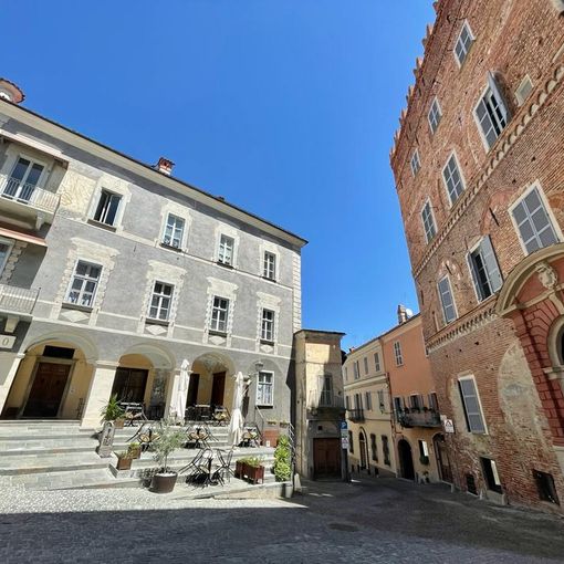 Palazzo Morozzo-Castrucci e il palazzo &quot;dei Bressani&quot;