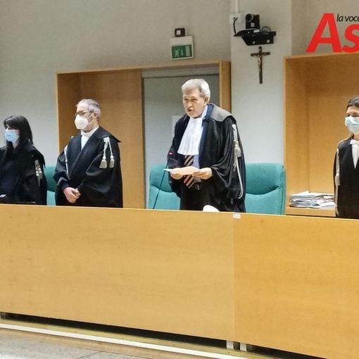 Cinque condanne e quattro assoluzioni nel processo sull’ndrangheta tra Astigiano e Albese