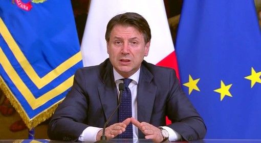 Il premier Conte estremamente cauto su eventuali concessioni per spostamenti a Natale