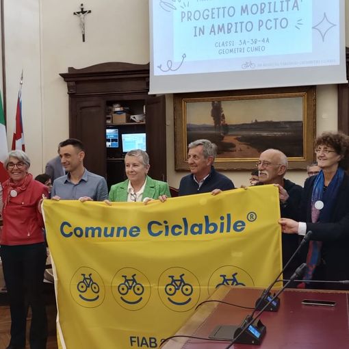 Cuneo accoglie il piano della mobilità 'casa-scuola' redatto dall'istituto Geometri