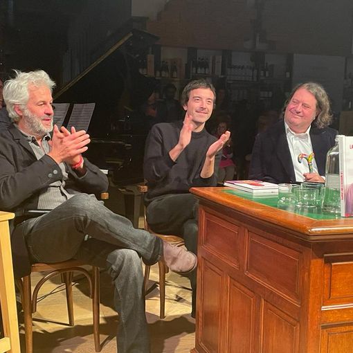 Serralunga d'Alba: in Fondazione Mirafiore Stefano Senardi e il suo &quot;La musica è un lampo&quot; [VIDEO]