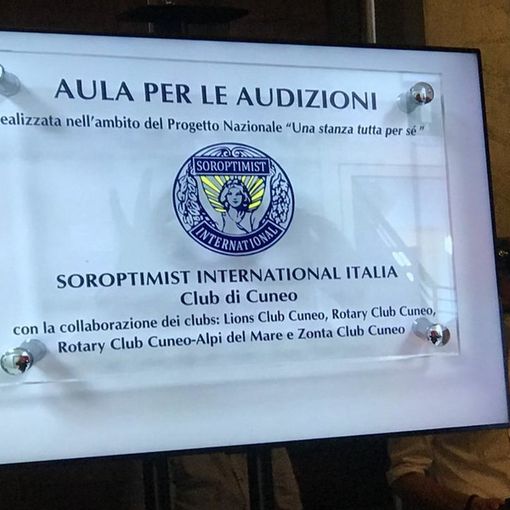 A Cuneo si inaugura &quot;Una stanza tutta per sè&quot;, la sala d'ascolto per le donne vittime di violenza
