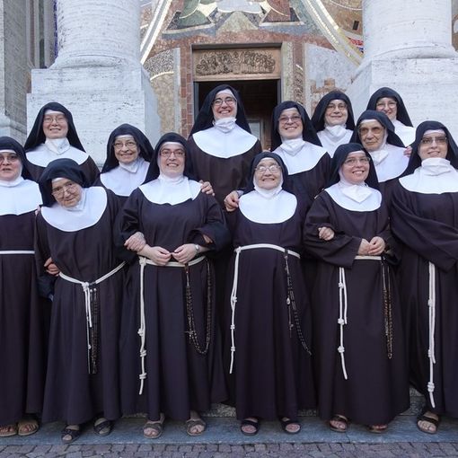 Bra, due appuntamenti di preghiera al Monastero delle Clarisse