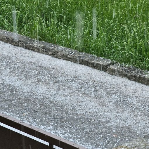 Pioggia e grandine a Gaiola: temporale fulmineo si abbatte sulla Valle Stura [VIDEO]