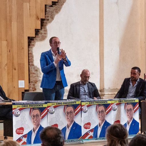 Grande partecipazione alla serata politica a Savigliano con il consigliere regionale Matteo Gagliasso