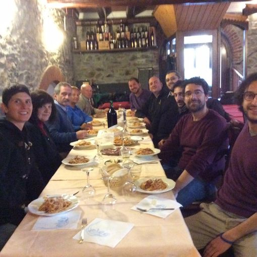 La tavolata con la troupe della Rai al Girasole di Limone Piemonte