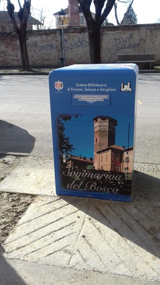 A Sommariva del Bosco installato un box per la restituzione dei libri della biblioteca comunale A Sommariva del Bosco installato un box per la restituzione dei libri della biblioteca comunale