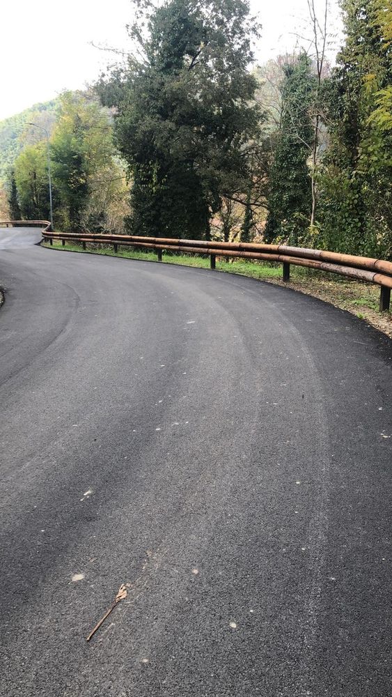 Corneliano: messa in sicurezza la strada carrabile Bezouce