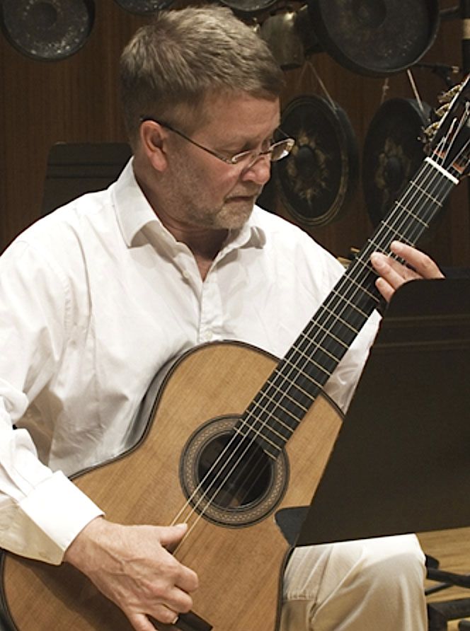 Magnus Andersson, chitarra classica ed elettrica al Ghedini di Cuneo Magnus Andersson, chitarra classica ed elettrica al Ghedini di Cuneo