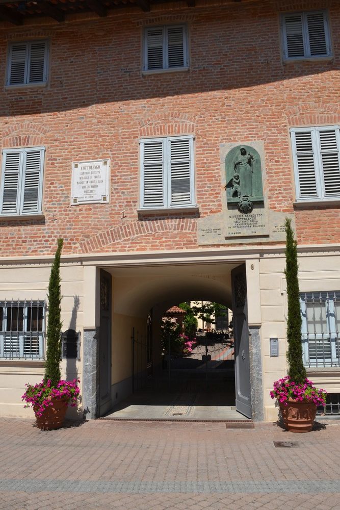 Casa Cottolengo: visite guidate alla scoperta dei luoghi del santo braidese Casa Cottolengo: visite guidate alla scoperta dei luoghi del santo braidese