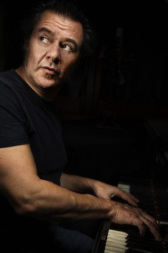 Il cantautore Andrea Giraudo questa sera live al Rive Jazz Club di Vicenza