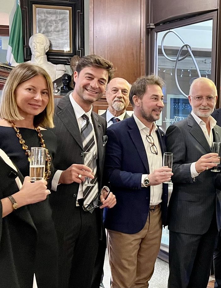 L'ex sindaco di Milano Gabriele Albertini a Cavour per presentare il suo libro