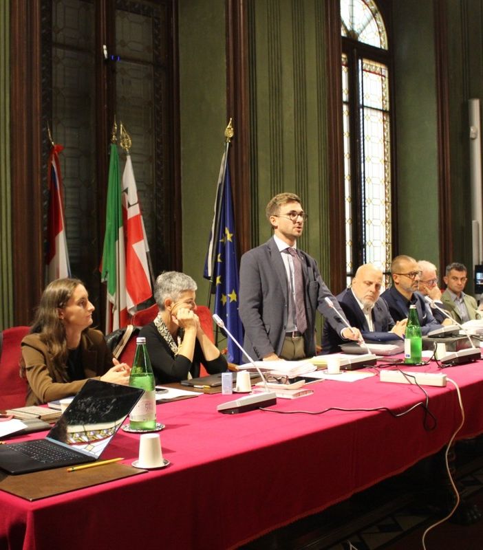 Caos in Consiglio comunale ad Alba, il sindaco Gatto: &quot;Serve rispetto per le istituzioni e per i cittadini albesi&quot;